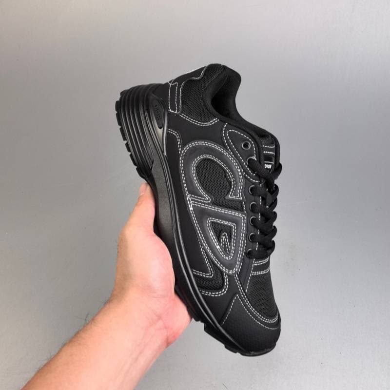 Baskets de course élégantes pour femmes – Chaussures de sport B30 avec semelle audacieuse et coupe confortable