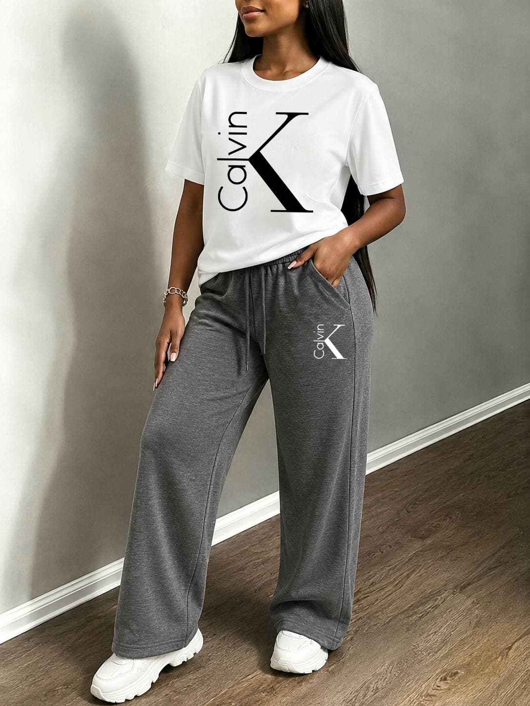 European Style Explosive Street Sports Suit Set For Women's Summer 2026 New Western-style Age Reducing Korean Casual Wide Leg Pants Two-piece Set