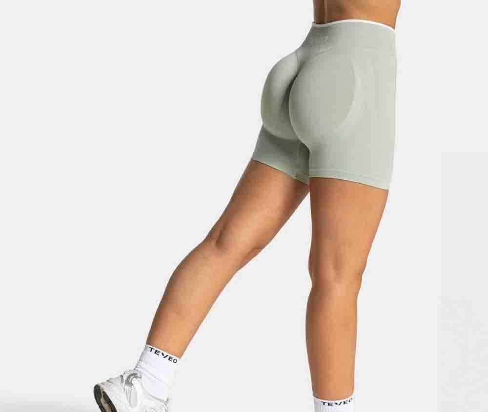 Ensemble débardeur et short de yoga ajusté sans coutures à blocs de couleur - Un article très populaire