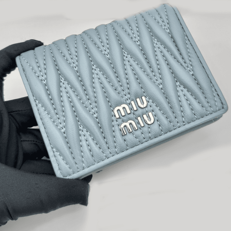 Portefeuille simple à compartiments multiples pour femme, couleur unie, style à carreaux, monogrammé