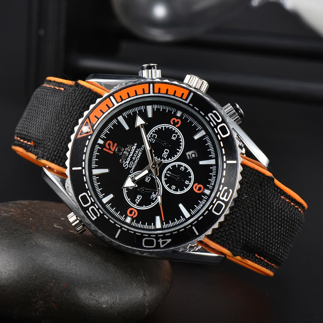 Montre Seamaster Fashion Collection à cadran noir : une montre d'affaires élégante en acier inoxydable