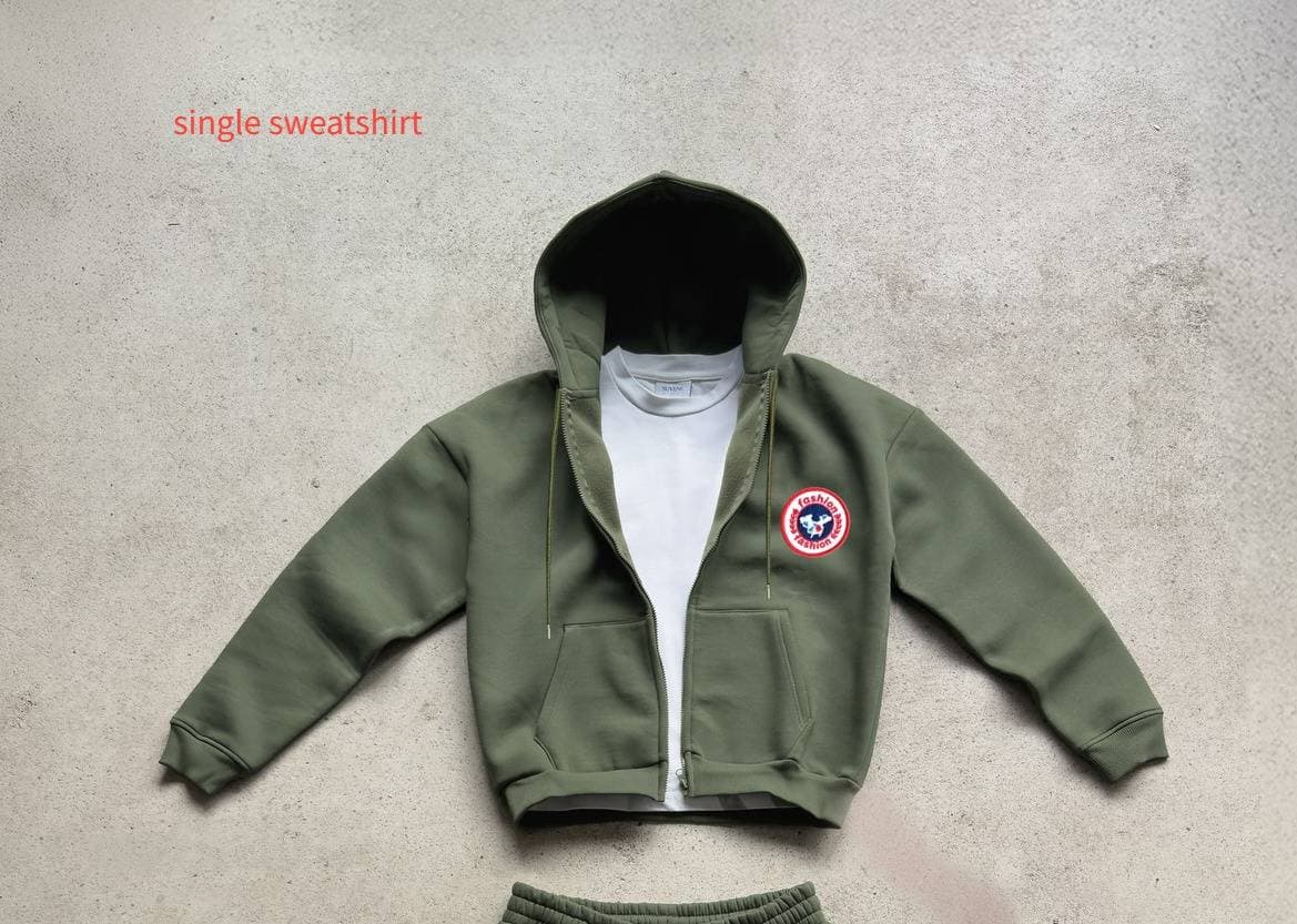 Sweat à capuche 2026 avec motif imprimé et cordon de serrage, style carte du monde, ensemble tendance 2026.