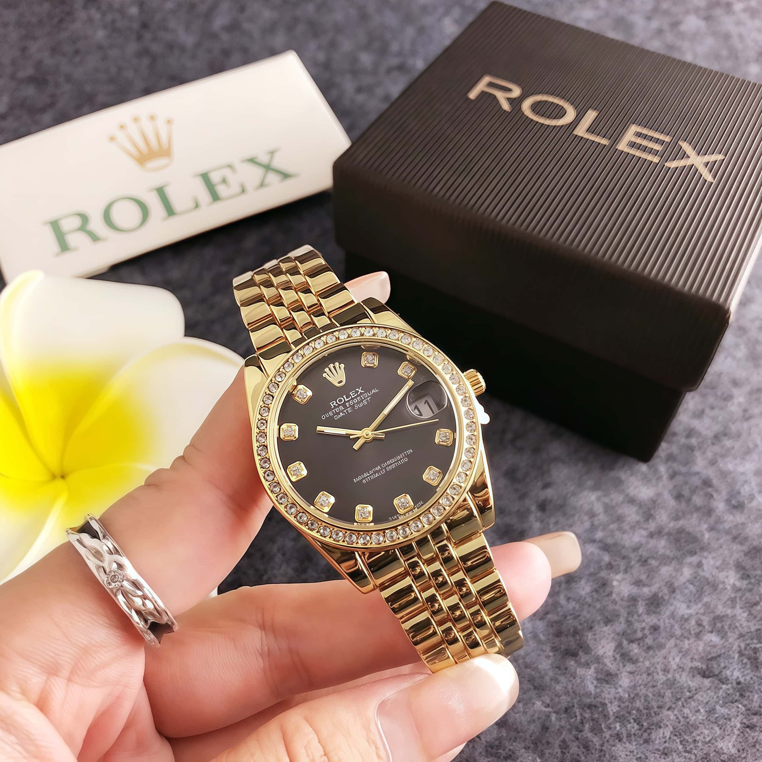 Montre de luxe Datejust pour femme, mouvement à quartz haut de gamme, bracelet en acier, cadeau idéal pour les fêtes et les anniversaires.