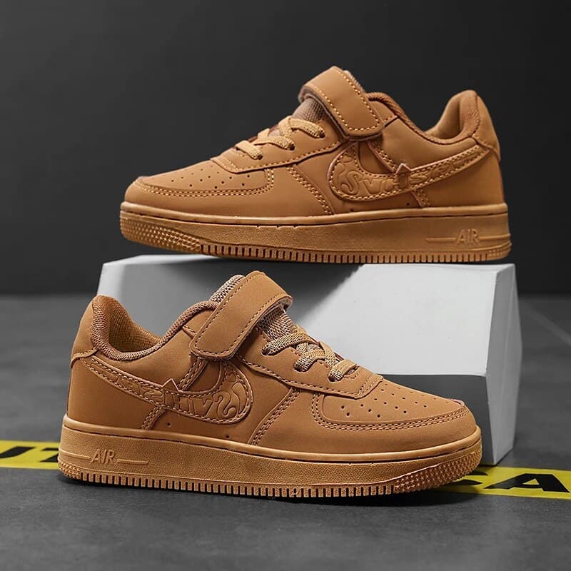 Nouvelles chaussures de skateboard Velcro pour enfants, baskets portables antidérapantes, chaussures décontractées d'extérieur