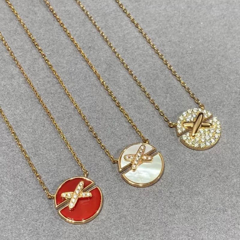 High Version Shangjia X-shaped Round Cake Inlaid Diamond Pendant Necklace Plated Niche Ins Design Fashionable Exquisite