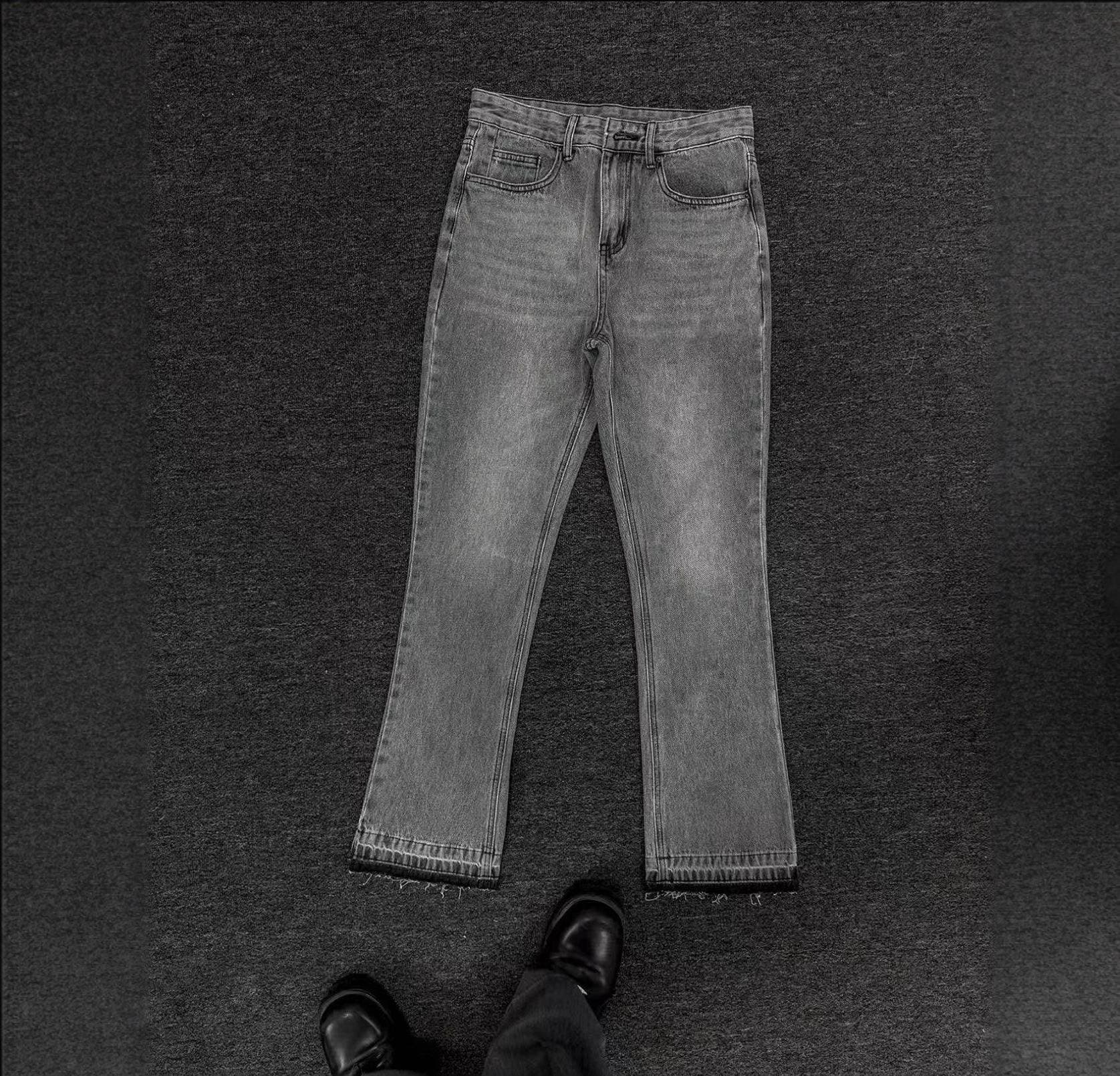 Men's Clothing 2026 Washed Denim Jeans With Tassel Details At The Ankle, Clean Fit, Leg Lengthening, Slightly Flared, Black And Gray Men's Jeans.
