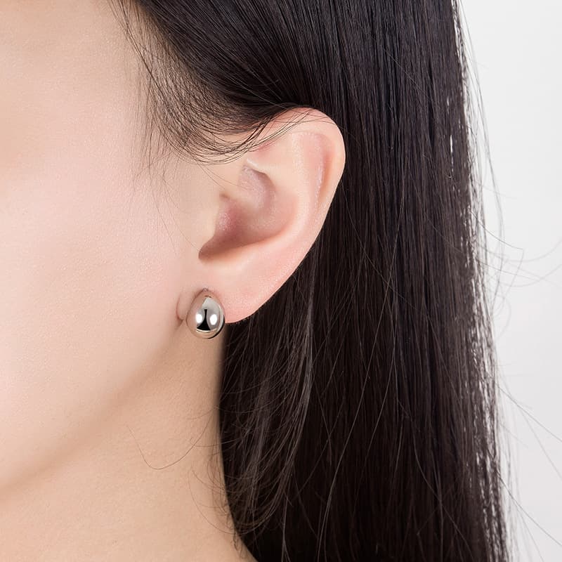 Cold style high end earrings geometric water drop glossy bean earrings silver needle earrings
