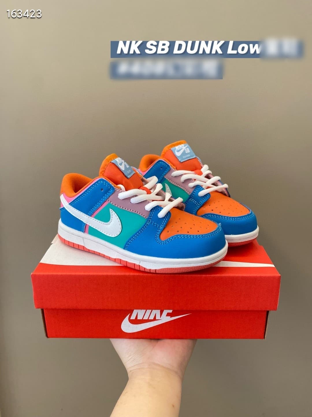 Nouvelle collaboration de chaussures basses pour enfants, chaussures de skate en cuir pour filles et garçons, chaussures décontractées pour étudi