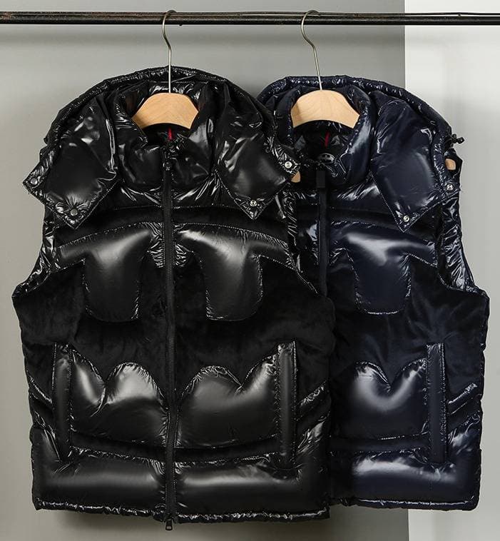 Monccler Detachable Hood Glossy Velvet Spliced Puffer Vest Zip Up Sleeveless Windproof Thermal Layering Gilet