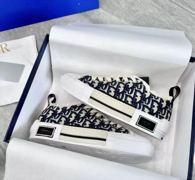High Edition D Home Stickerei Leinwand Schuhe Trend Buchstaben Hundert Paar Schuhe Hohe Hilfe Dicke Sohle Erhöhen Männer Und Frauen Schuhe Trend