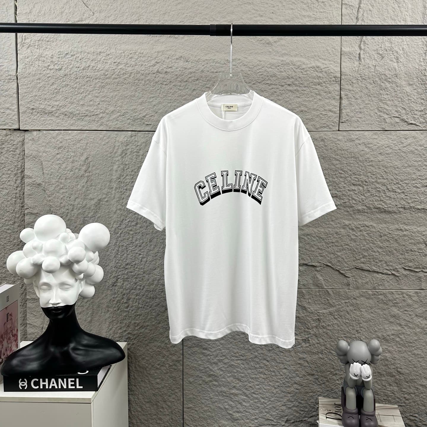 T-shirt à manches courtes en pur coton, tendance et de haute qualité, collection 2026, pour hommes et femmes.