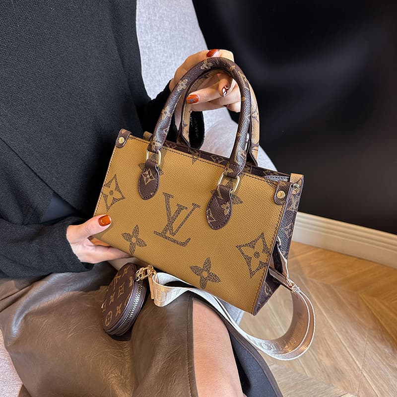 Sac fourre-tout pour femme avec imprimé visage AB