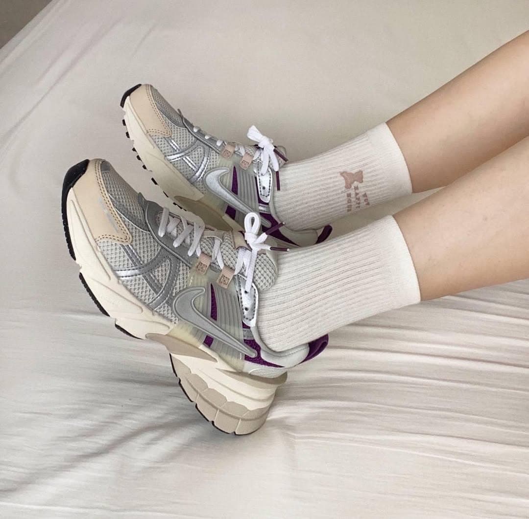 Nike V2K Run Retro Classic Sports And Leisure Running Shoe HF4305-072