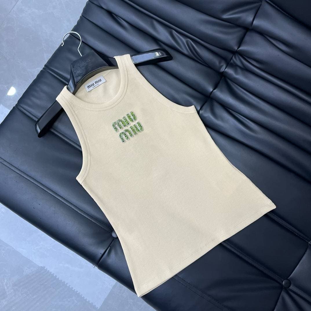 Débardeur uni tendance pour femme + T-shirt à manches courtes polyvalent