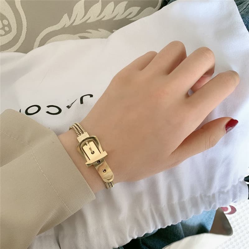 Fashion Titanium Steel Belt Buckle Design Bracelet Simple Multi-layer Chain Cuff Bracelet Hip Hop Jewelry Gift