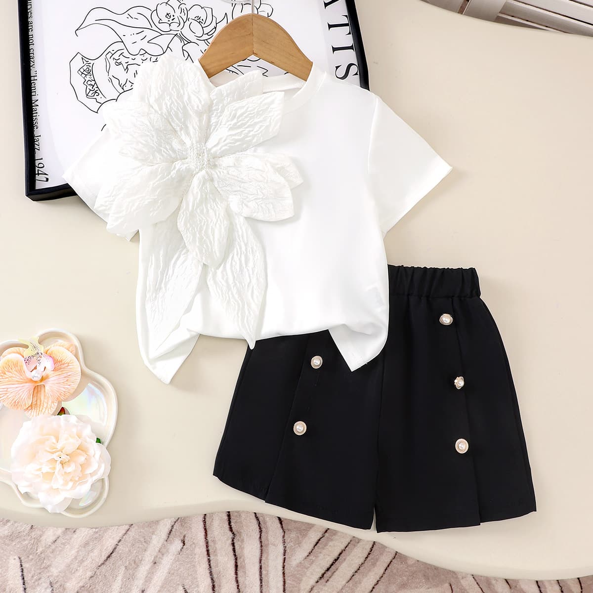 ​Girls' Summer Outfit Set – Plain Short-Sleeve Top + Shorts (4-7Y, White, Soft Cotton, B-Class Safety)​