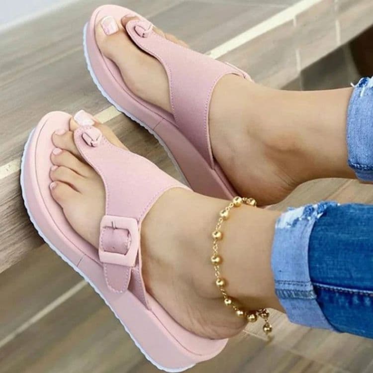 Women's fashion flip-flops Beach platform sandals