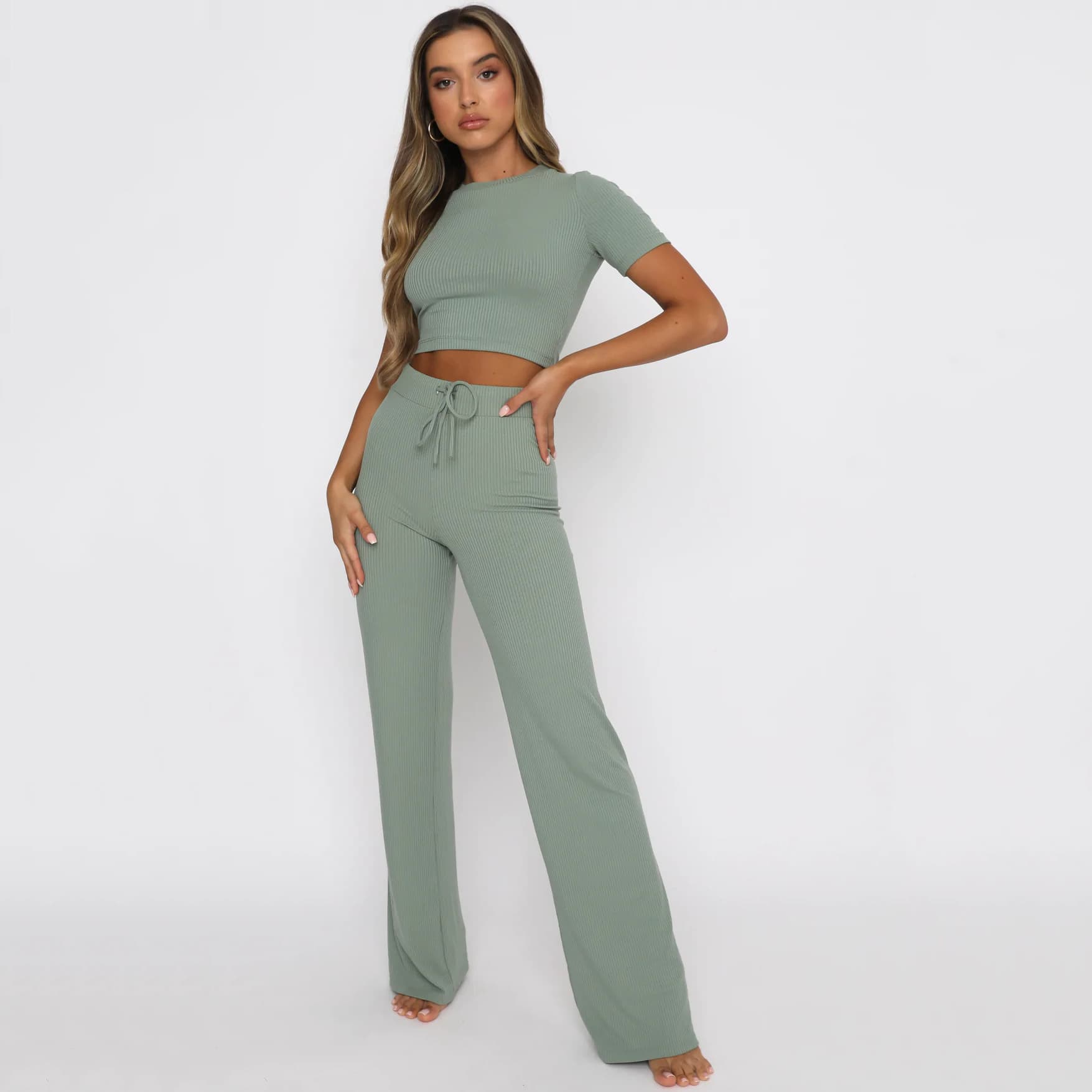 Women's Clothing Short Sleeved Cropped Tops Trousers Knitted Casual Suit