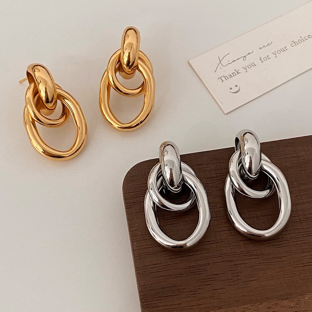 Women's Jewelry High Grade Metal Minimalist Geometric Earrings Simple And Light Luxury Earrings Daily Versatile Earrings