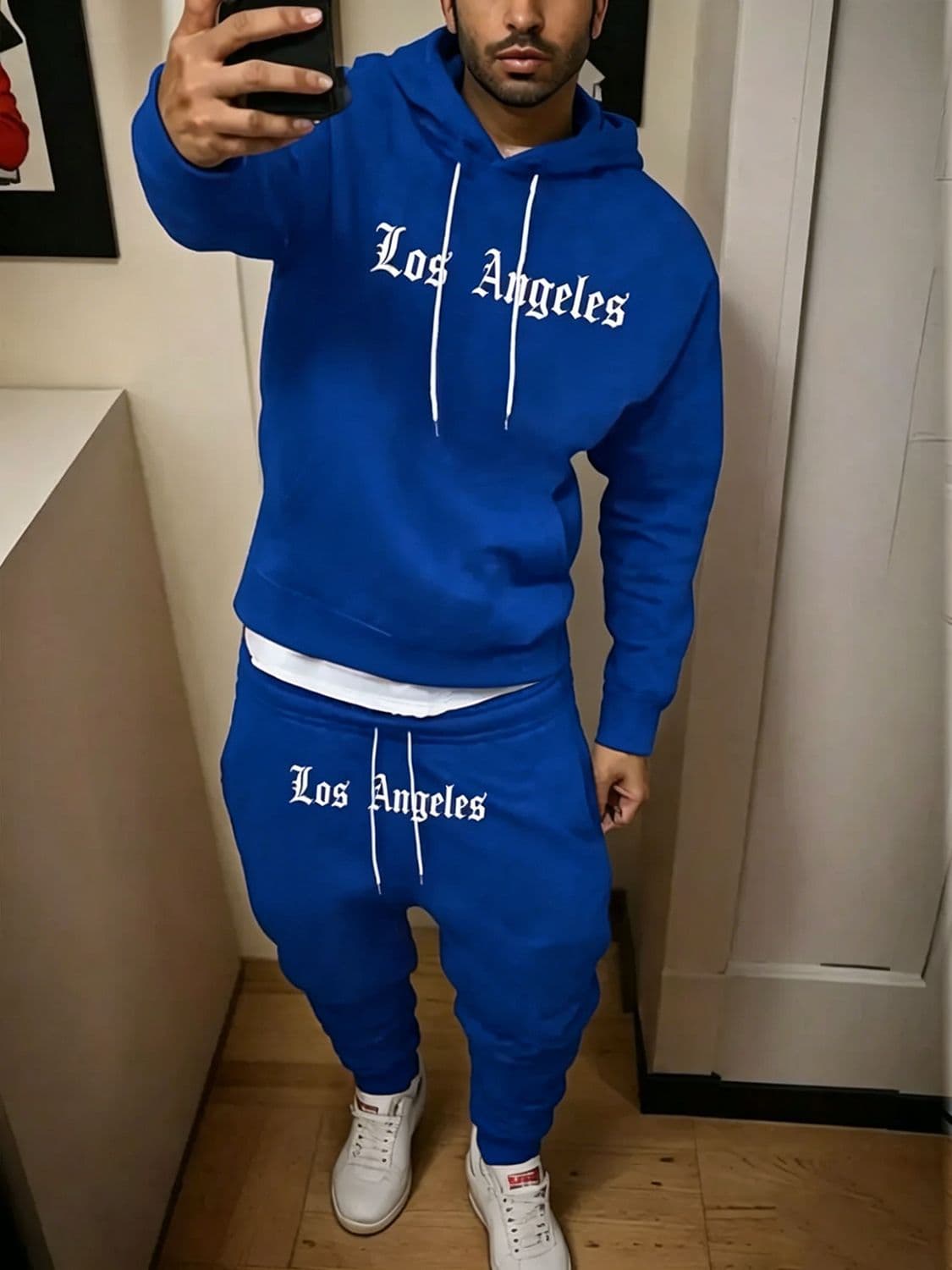 Sweat-shirt à capuche imprimé chaud pour homme, idéal pour l'automne et l'hiver. Style décontracté et tendance, avec inscription.