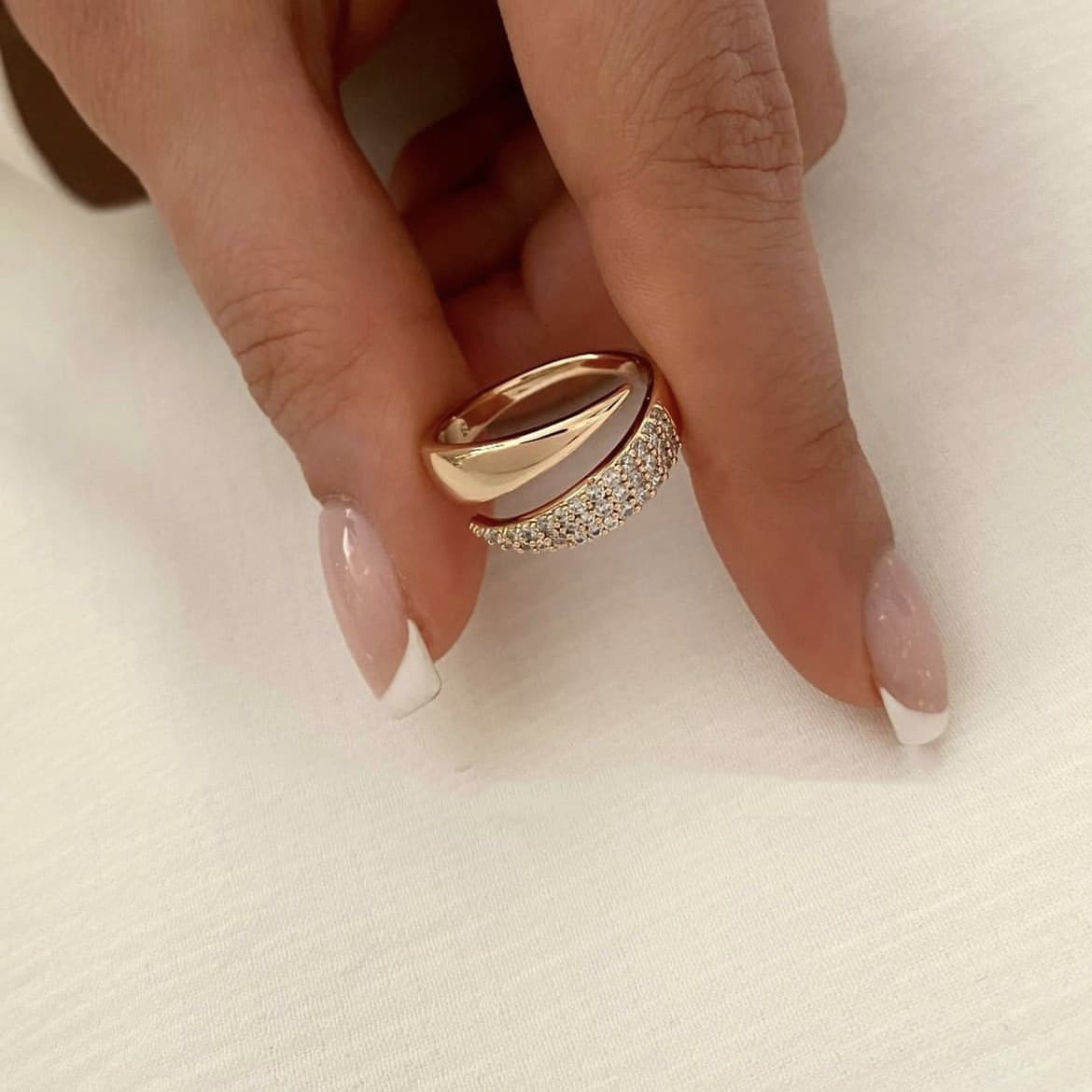 Fashion ring butterfly personality multi layer braided copper geometric exaggerated ring