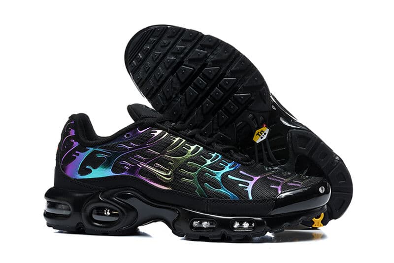 Chaussures de running Nike Air Max Plus TN Oil Slick pour homme, tige à dégradé irisé, coussin d'air, baskets décontractées