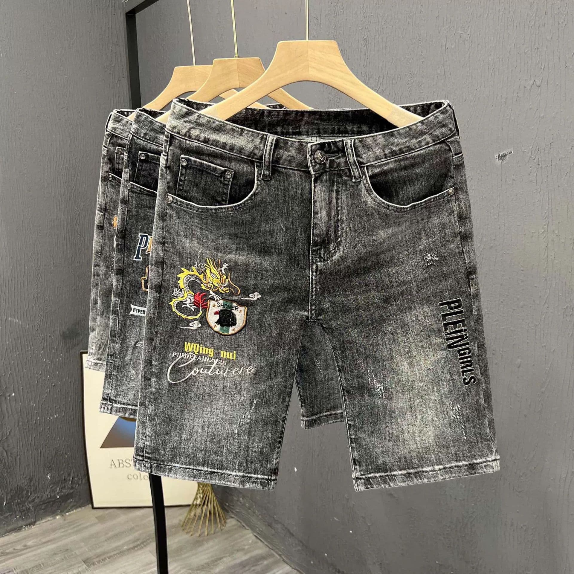 Men's Clothing Ripped Denim Shorts Men's Summer Thin Print Scraped Slim Fit Mid Length Pants Versatile Korean Style Trendy Five Point Pants