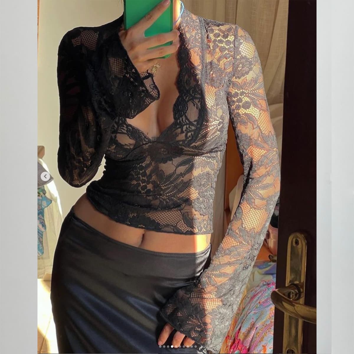 European And American Cross Border Autumn New Pure Desire Style Hot Girl Sexy Deep V Slim All Match Long Sleeved Lace Top Female 11515