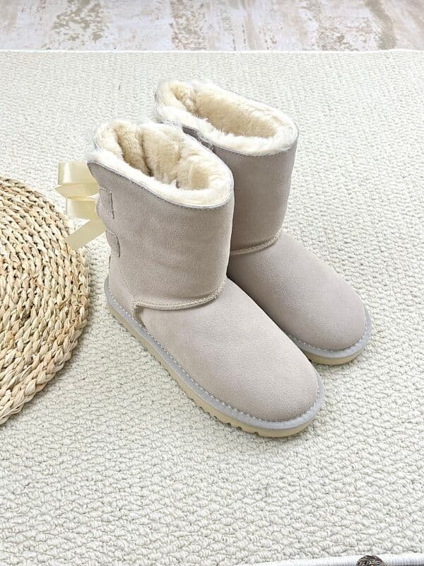 Bottes de neige mi-mollet pour femmes, ornées d'un double nœud à l'arrière, tige en daim, doublure en fourrure chaude, style décontracté pour l