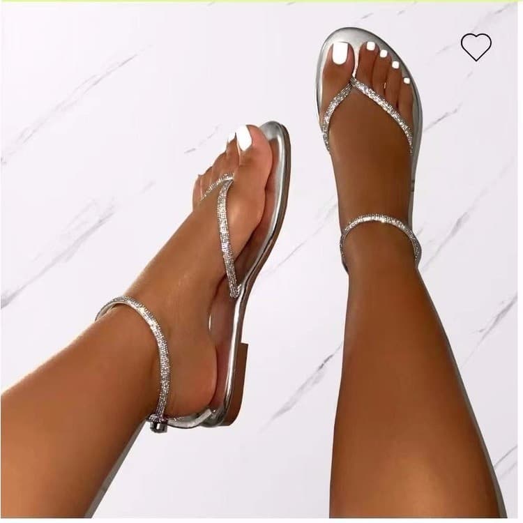 Wind Rhinestone For Women 2025 New Flat Bottomed Round Toe Sexy Sandals Sandal