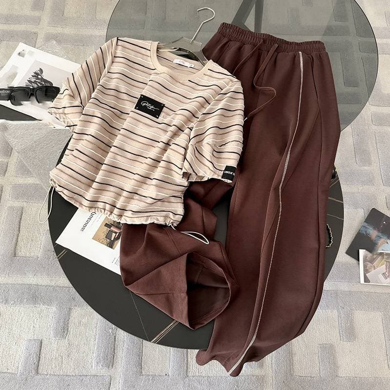 Women's Clothing Casual Sports Suits For Women Summer New Style Fashionable And Stylish Age Reducing And Slim Striped Short Sleeved Two Piece Suit