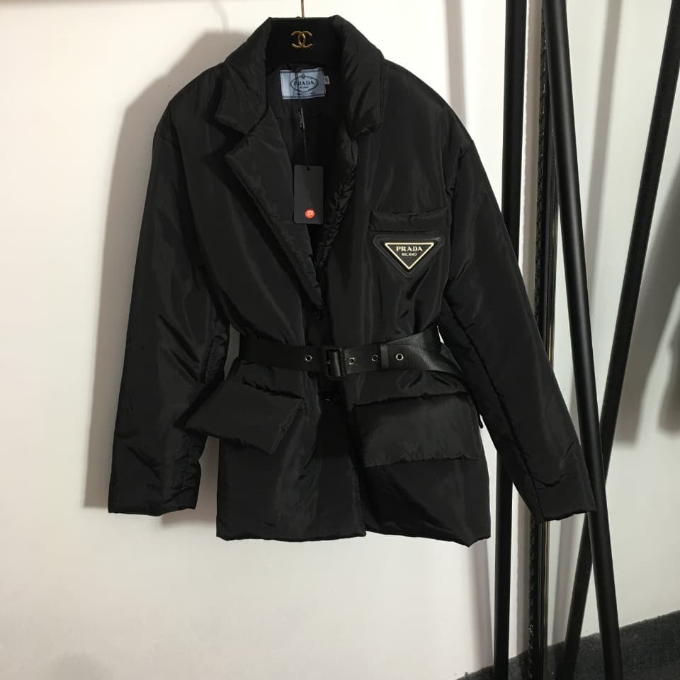 Veste matelassée chaude à grande poche décorative pour femme, style épais