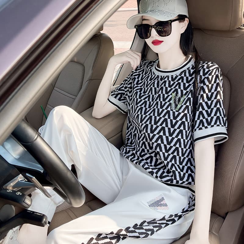 European High-End Salt Style Streetwear Sports Suit For Women Summer Thin 2025 Ice Silk Fashionable Elegant Casual