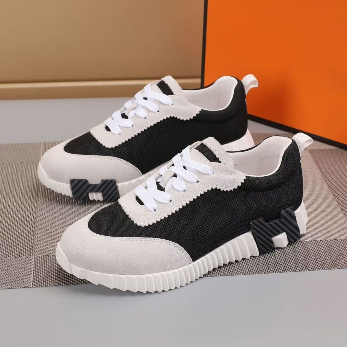 Version cuir de vachette ~ Baskets blanches color-block pour femmes 2025, nouveauté en cuir véritable, bout rond, lacets, plates, décontractées,
