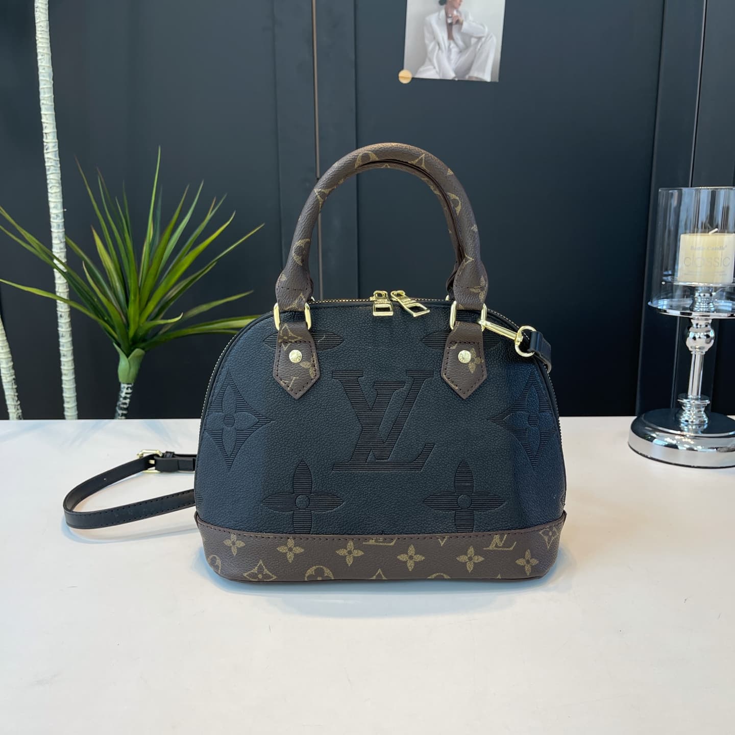 Sac à main Alma de LV | Toile enduite emblématique | Luxe durable au quotidien