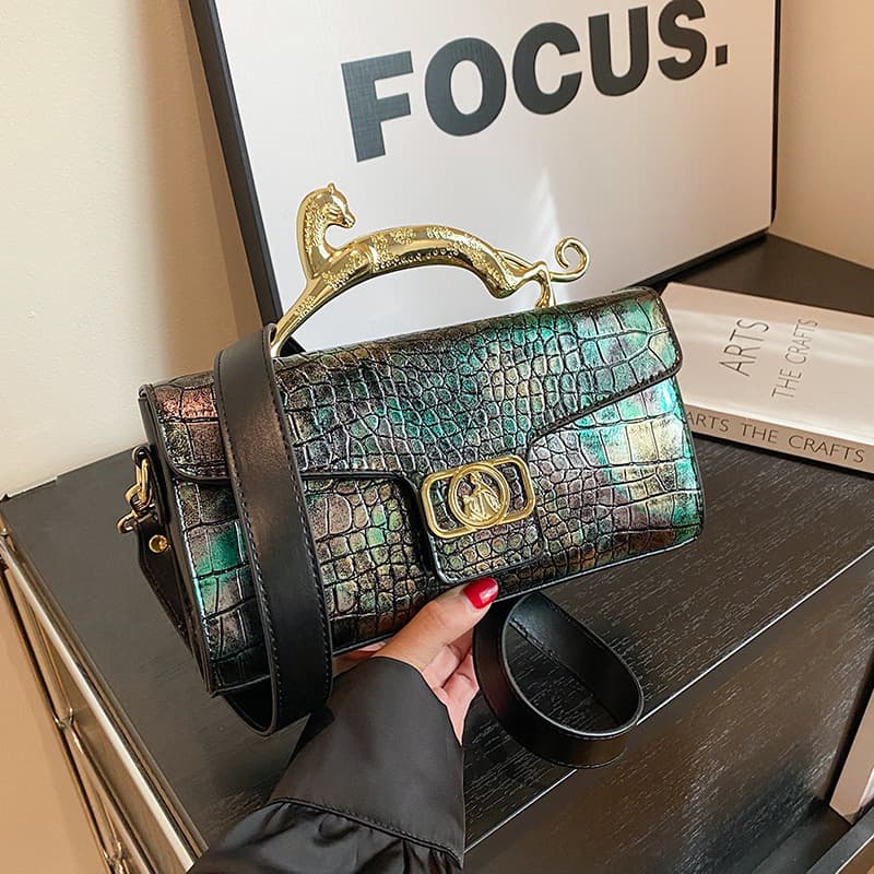 Crocodile bag female 2023 autumn and winter new fashion leopard head carrying small square bag single shoulder oblique span bag
