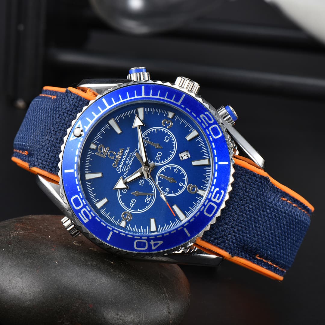 Montre Seamaster Fashion Collection à cadran noir : une montre d'affaires élégante en acier inoxydable