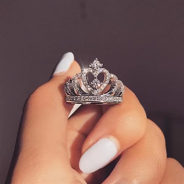 Classic Micro Inlaid Diamond Crown White Gold Rose Gold Ring