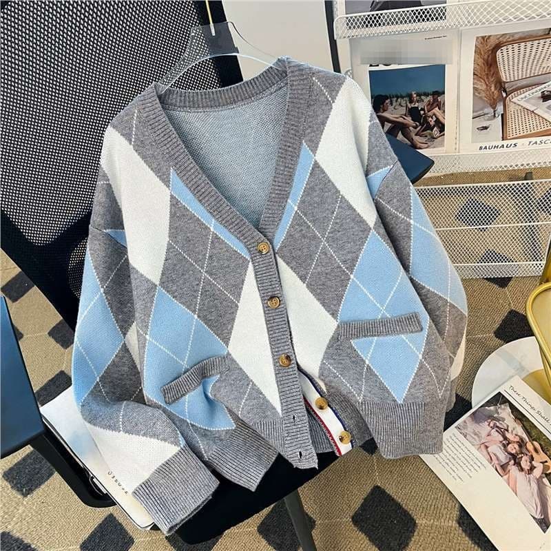 ​​"V-Neck Diamond Pattern Knitted Cardigan – European Style Open Front Sweater"​​