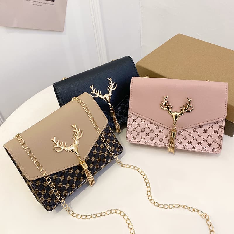 Women's Deer Tassel Crossbody Bag - Fashionable Shoulder Purse With Metal Accents (Boho Style Handbag)​​