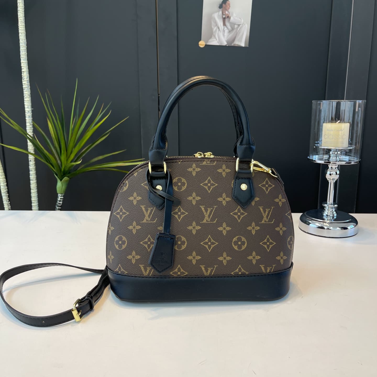 Sac à main Alma de LV | Toile enduite emblématique | Luxe durable au quotidien