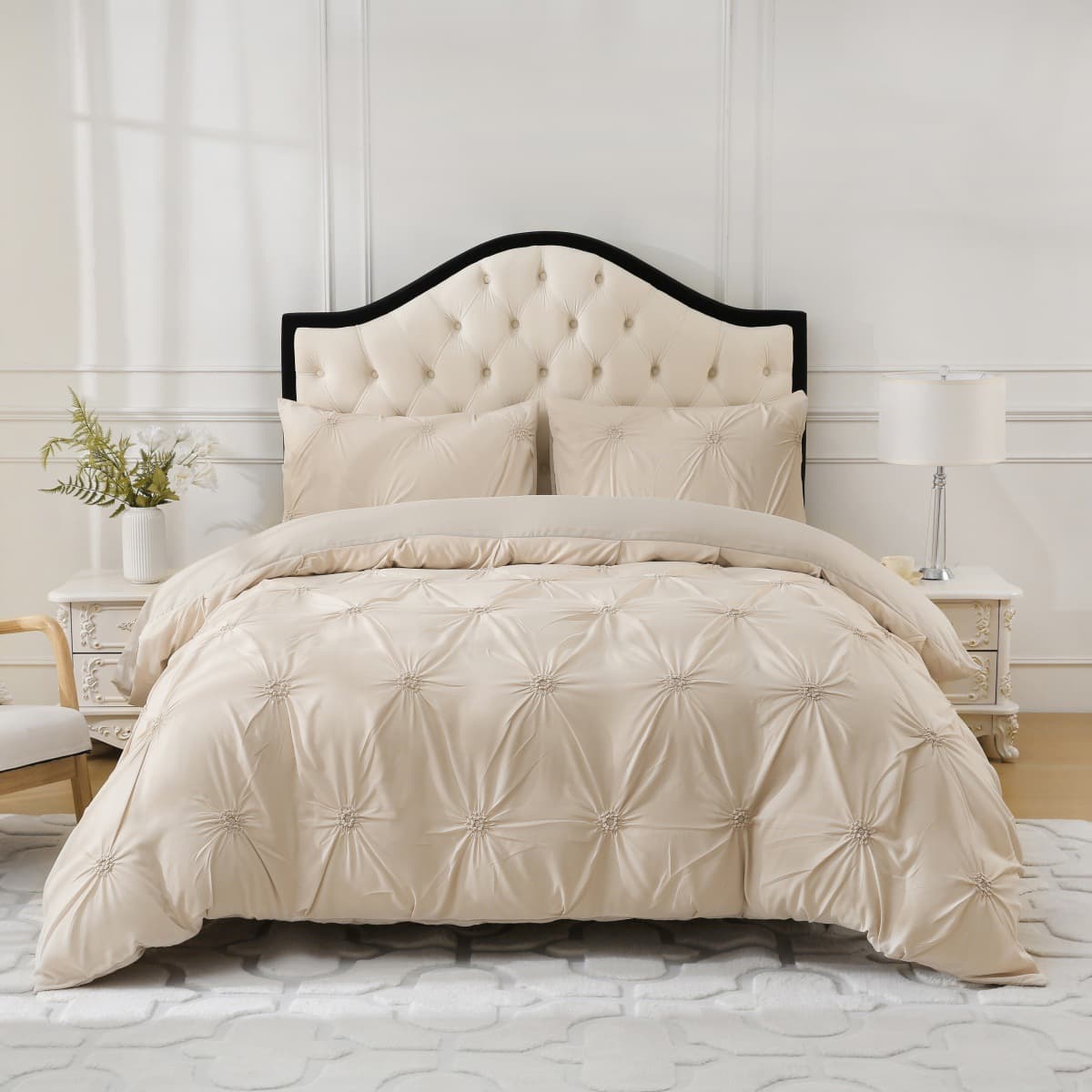 Embossed Floral Duvet Cover Set - Beige Pleated Textured Bedding 3-Piece With Pillowcases - Luxury Hotel Style Home Textile​