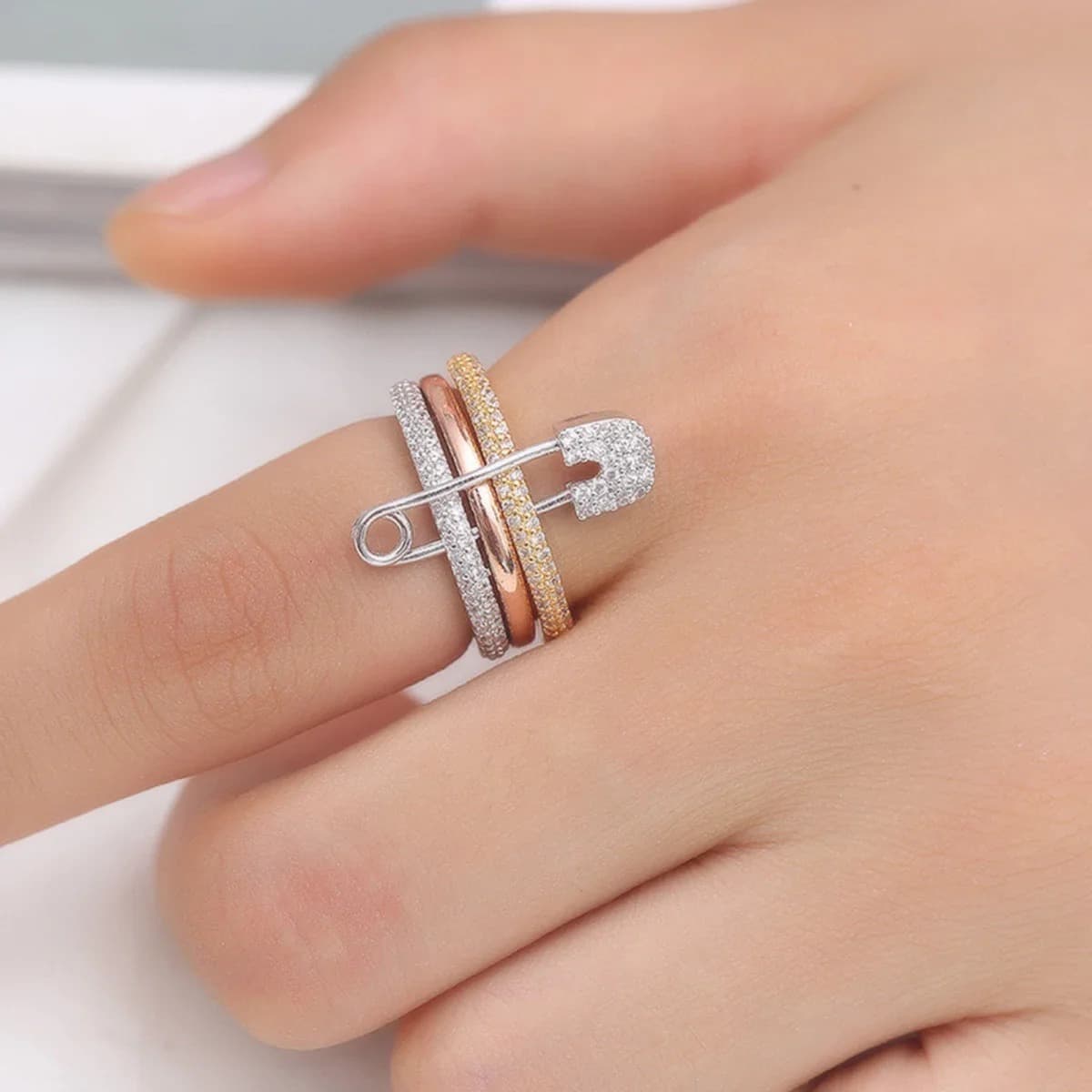 Bagues géométriques empilables pour femmes, serties de micro-pavés de zircones, bagues ajustables à motif de broches, bague de personnalité avec micro-incrustations de zircons