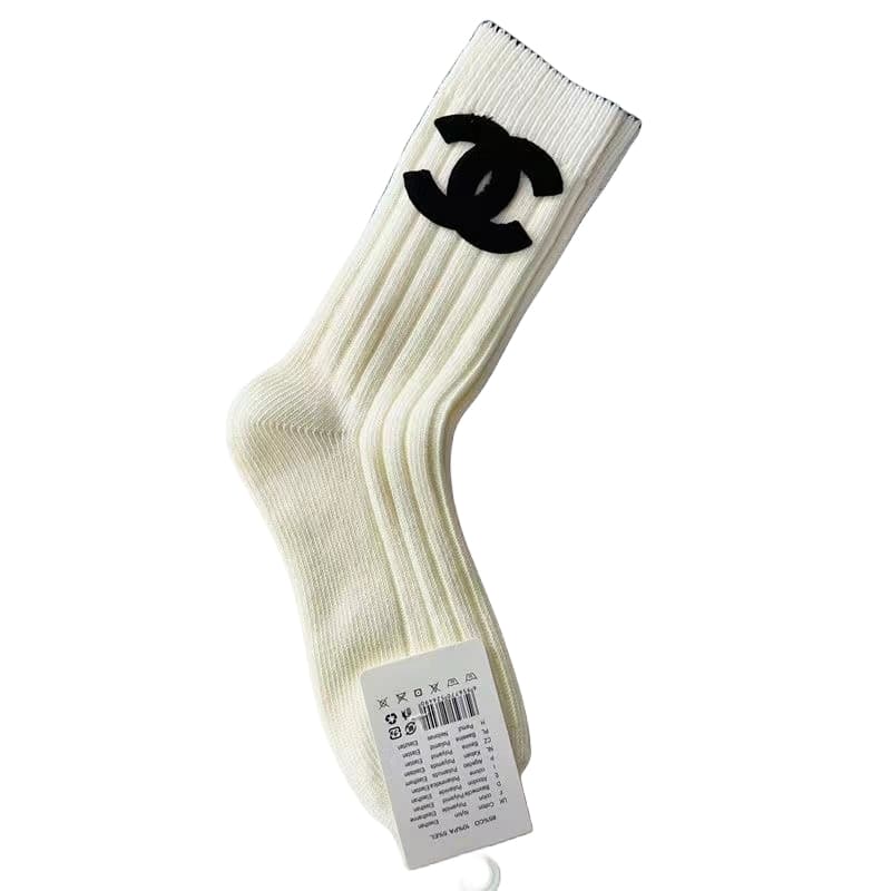 Chaussettes tricotées légères et luxueuses pour femmes, tour blanche, décontractées, tendance, couleur unie, résistantes au froid, épaisses et