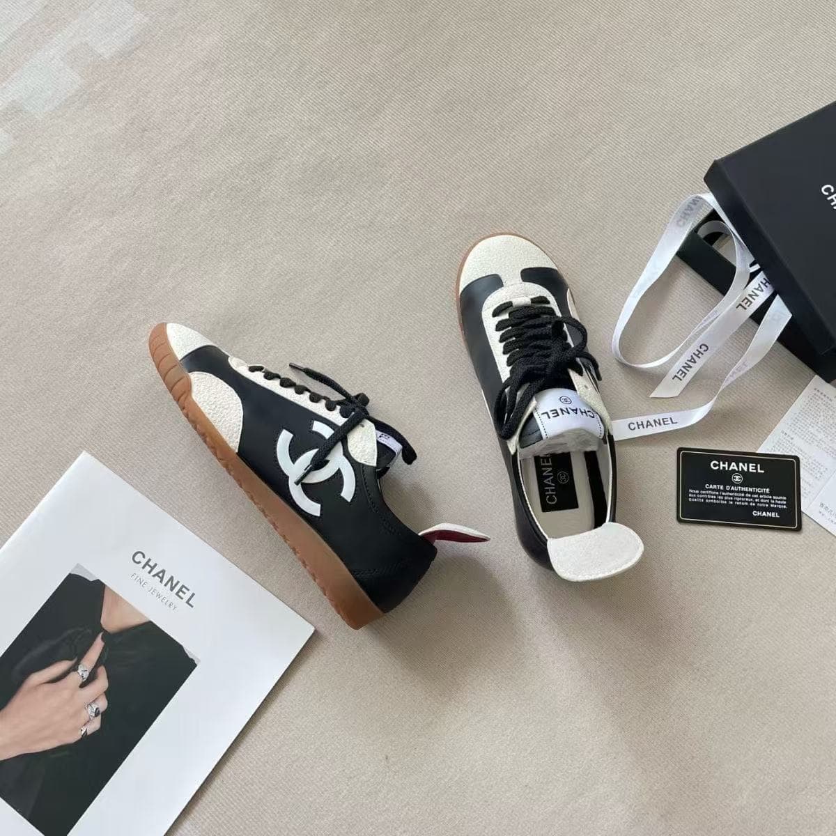 Chaussures pour femmes 2026, classiques, pour presbytie, sport et décontractées, noires et blanches, semelle épaisse, baskets maxi à monogramme f