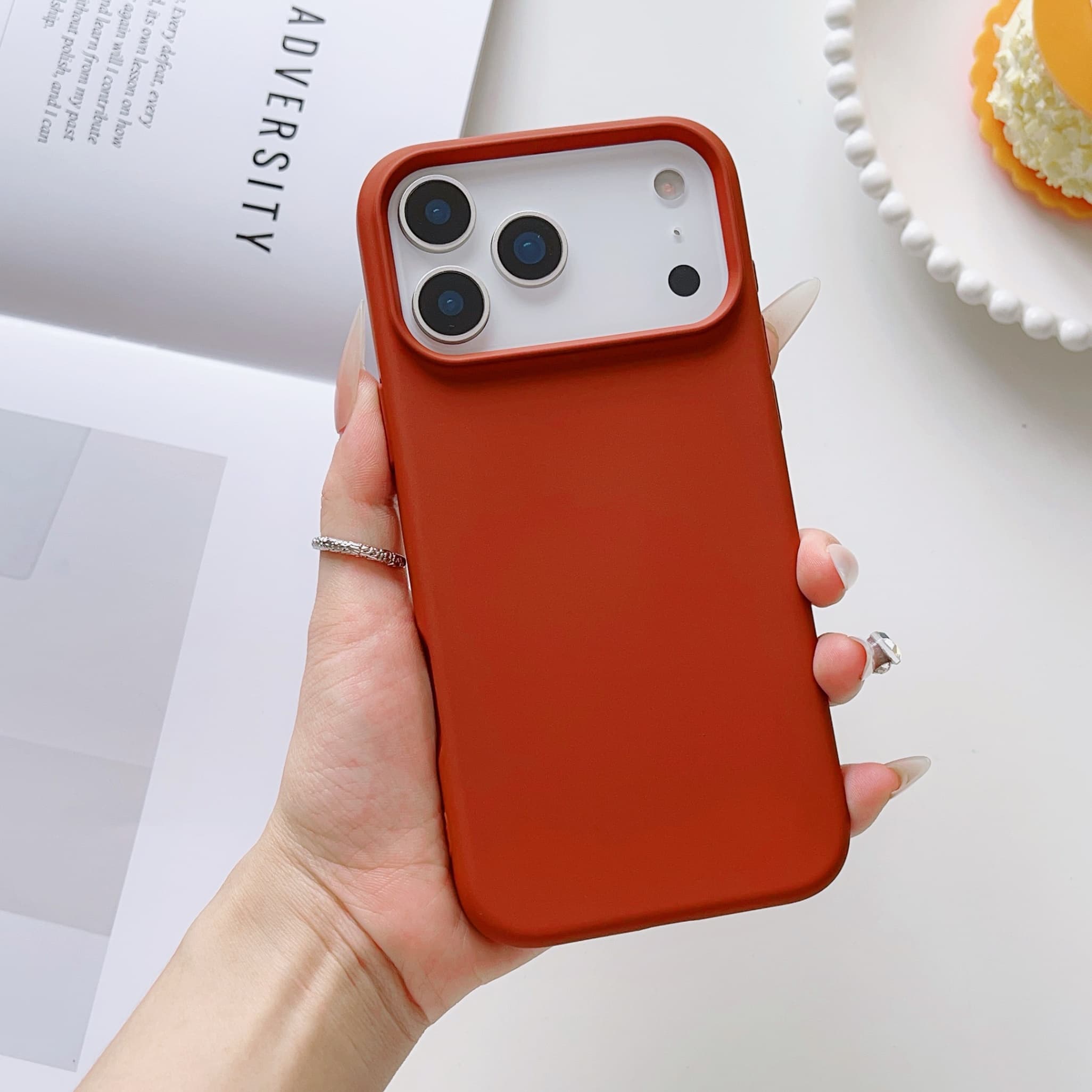 Coque de téléphone portable en silicone liquide de qualité supérieure, résistante à la saleté et compatible avec les modèles 17 Pro, 17 Pro M