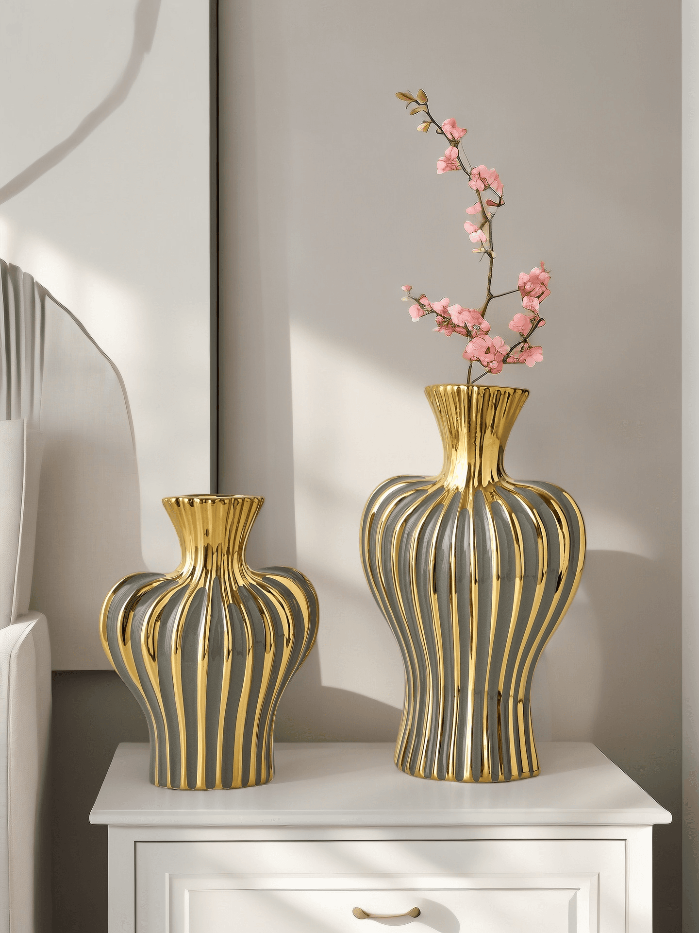 1PC High-end Design Striped Color-matched Necked Ceramic Vase Is Suitable For High-end Style Scene Ornaments, Flowers Out Of Ah Vase
