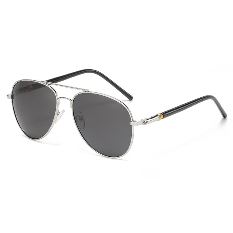 Celebrities Netroots with the same European and American hard man aviator toadstool driving street shooting HD polarized sunglasses