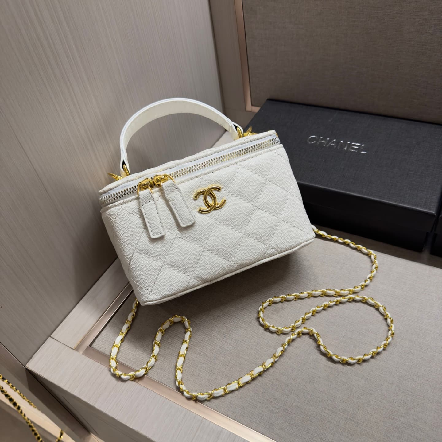 Sac à main matelassé pour femme, mini-boîte à maquillage, sac bandoulière à motif losanges avec poignée supérieure et bandoulière chaîne en