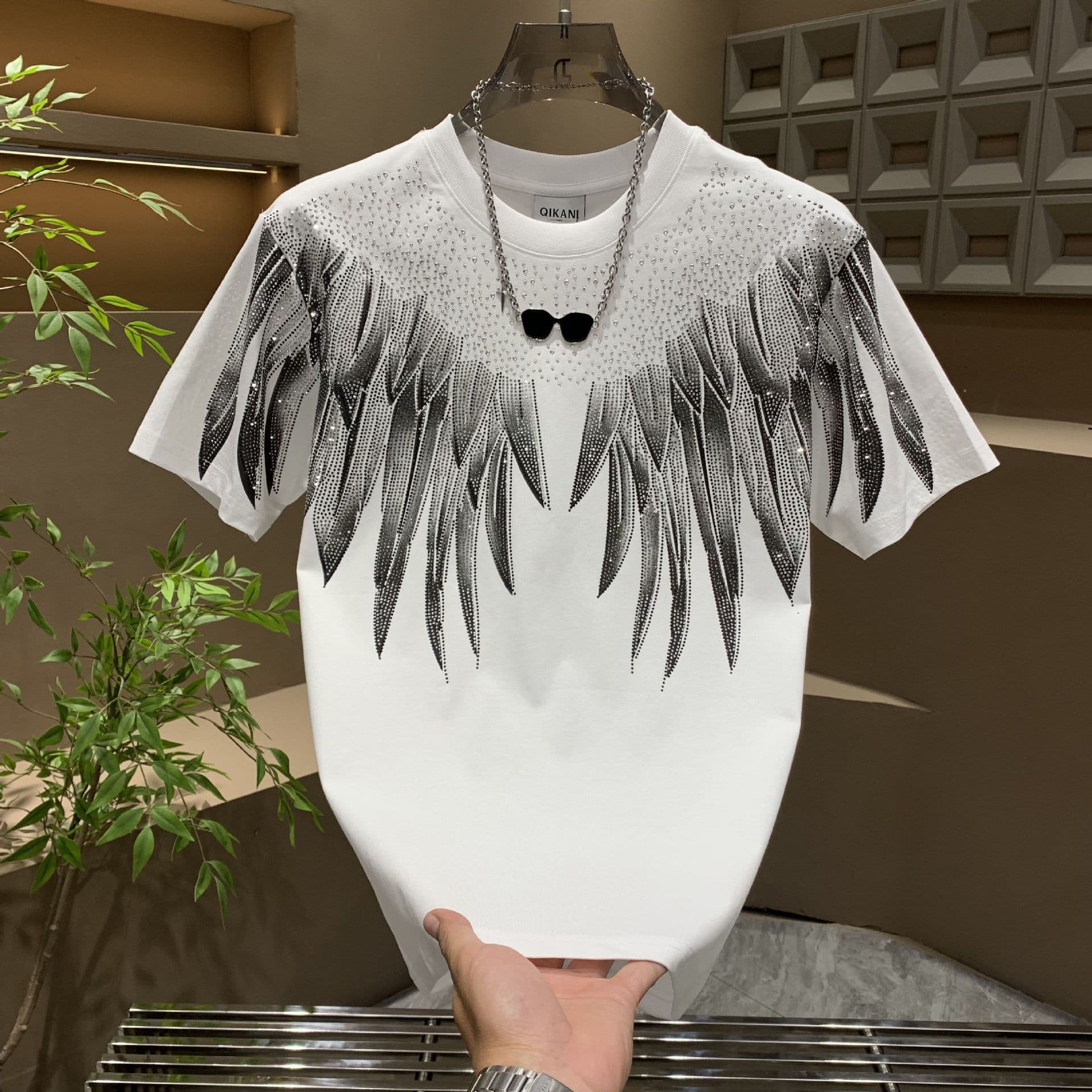 Men's Clothing New Summer Men's Short Sleeve T Shirt, Unique Wing Print, Rhinestone Hot Stamping, Light Luxury, Versatile Crew Neck Top